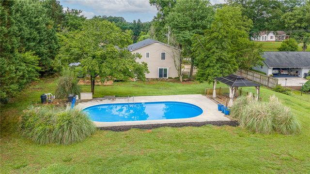 1206 Three Bridges Road, Easley, SC 29642
