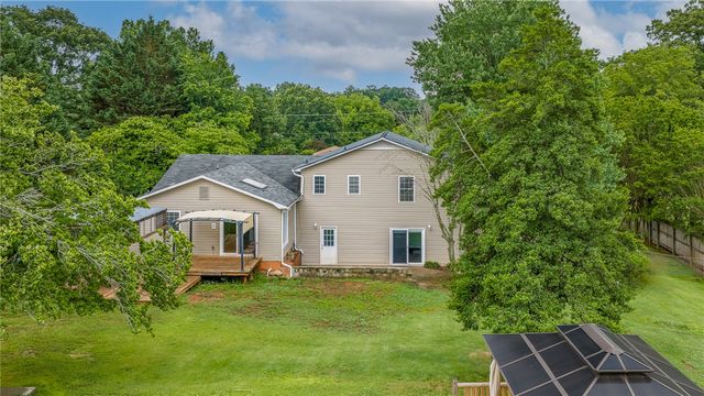 1206 Three Bridges Road, Easley, SC 29642