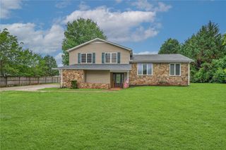 1206 Three Bridges Road, Easley, SC 29642