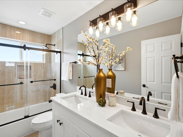 2409 W 38th Ave, Denver, CO 80211