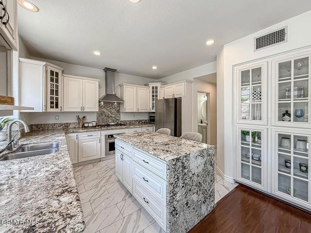 2710 Titania Place, Simi Valley, CA 93063