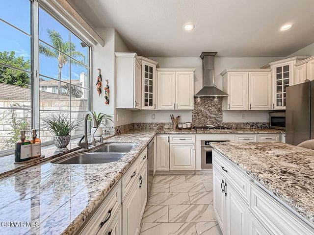 2710 Titania Place, Simi Valley, CA 93063