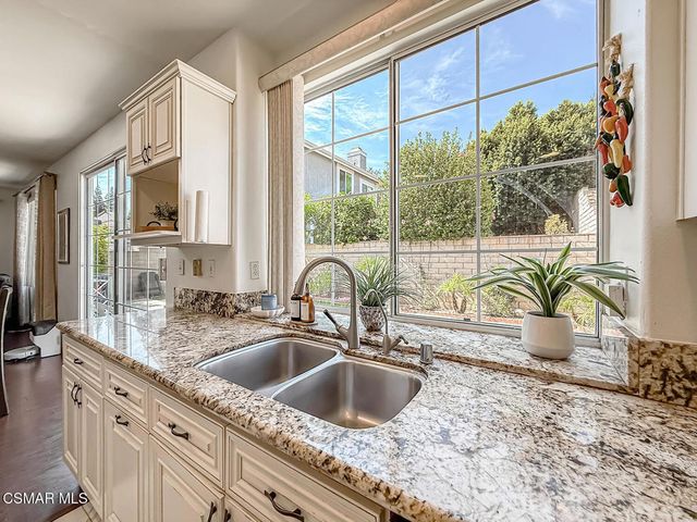 2710 Titania Place, Simi Valley, CA 93063