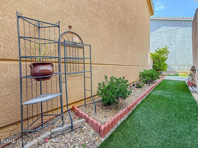 2710 Titania Place, Simi Valley, CA 93063