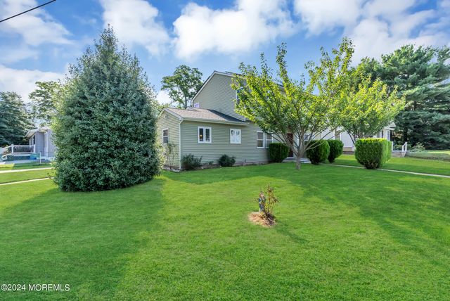 28 Homestead Avenue, West Long Branch, NJ 07764