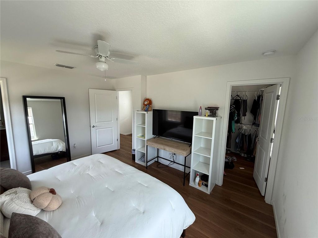 Image 13 of property listing at 14486 SAPELO BEACH DRIVE, Orlando, FL 32827