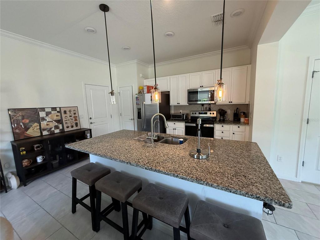 Image 6 of property listing at 14486 SAPELO BEACH DRIVE, Orlando, FL 32827
