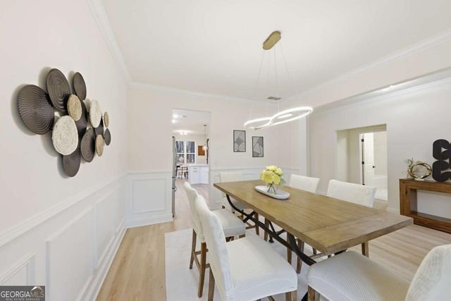 370 Harbour Shores Drive, Jackson, GA 30233