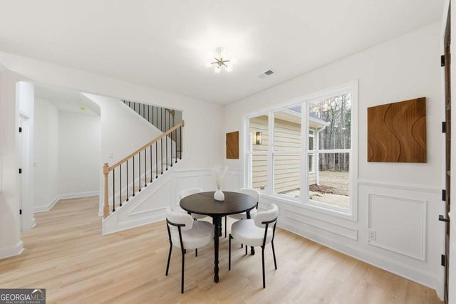 370 Harbour Shores Drive, Jackson, GA 30233