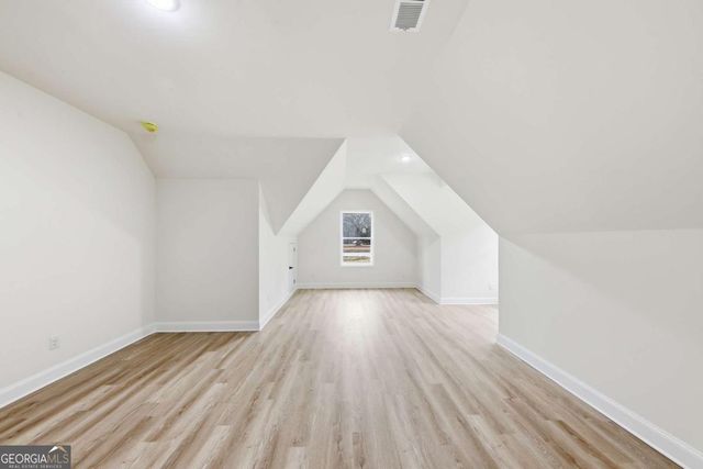 370 Harbour Shores Drive, Jackson, GA 30233