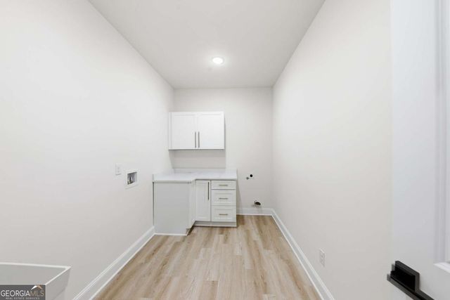 370 Harbour Shores Drive, Jackson, GA 30233