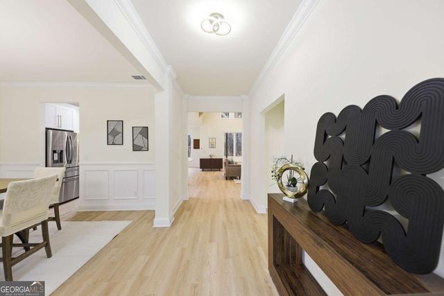 370 Harbour Shores Drive, Jackson, GA 30233