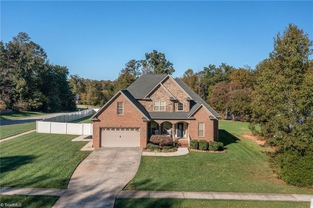 138 S Madera Drive, Mocksville, NC 27028