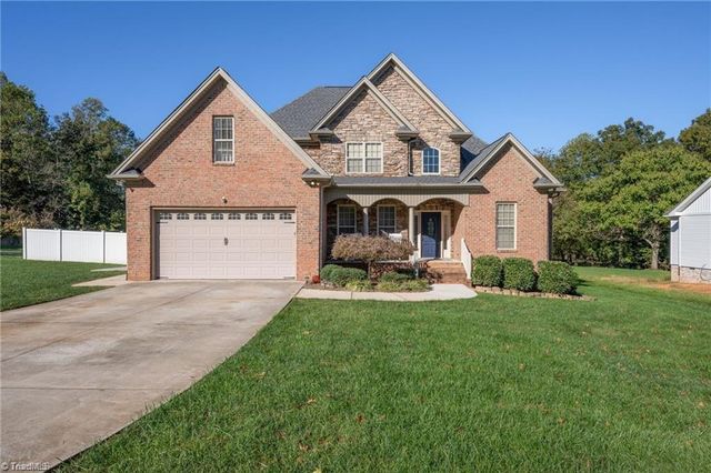 138 S Madera Drive, Mocksville, NC 27028