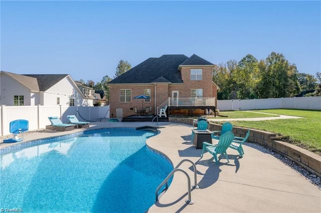 138 S Madera Drive, Mocksville, NC 27028