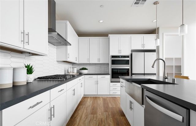 12864 Yountville Court, Riverside, CA 92503