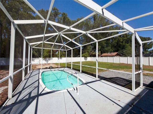 3226 NE 30TH COURT, Ocala, FL 34479