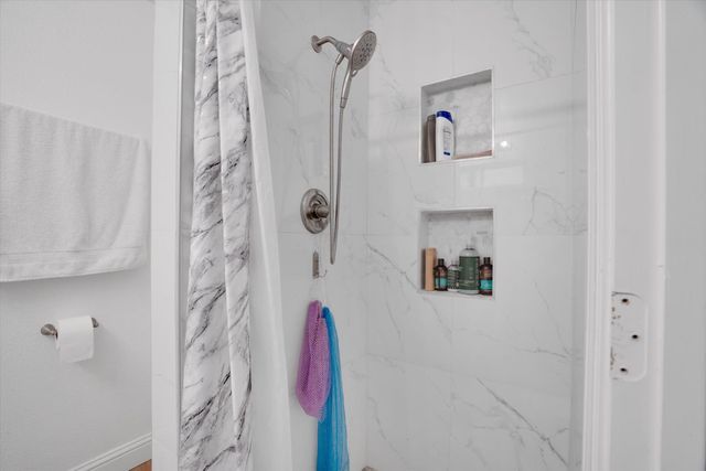 1105 Memory Ln, Modesto, CA 95351