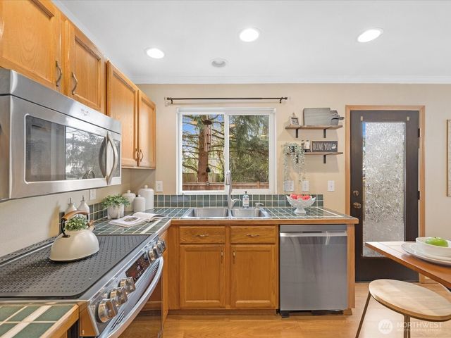 4824 147th Place SE, Everett, WA 98208