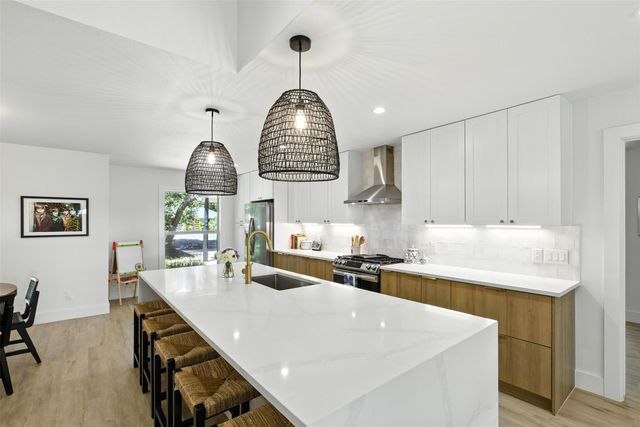 2403 Gateshead CIR, Austin, TX 78745