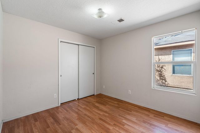 615 82ND Street SW, Albuquerque, NM 87121