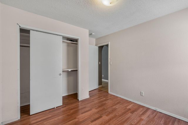 615 82ND Street SW, Albuquerque, NM 87121