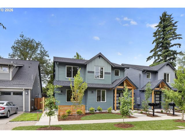 5555 Se STEELE St A & C, Portland, OR 97206