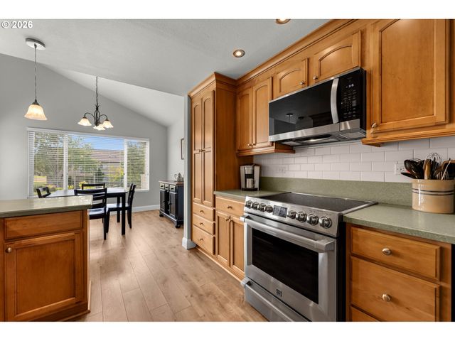2306 Se BAYPOINT Dr U99, Vancouver, WA 98683