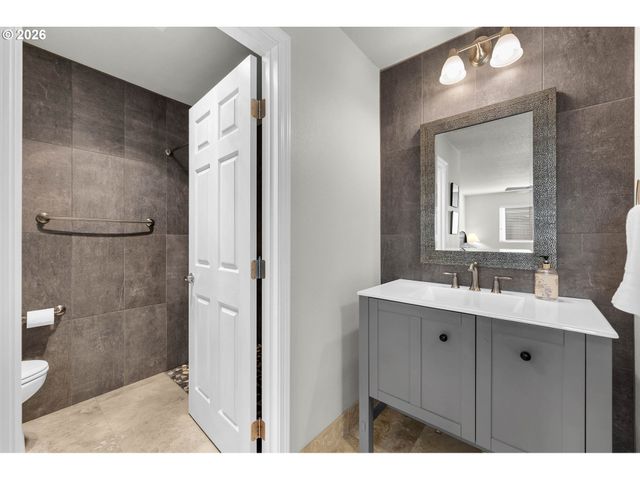 2306 Se BAYPOINT Dr U99, Vancouver, WA 98683