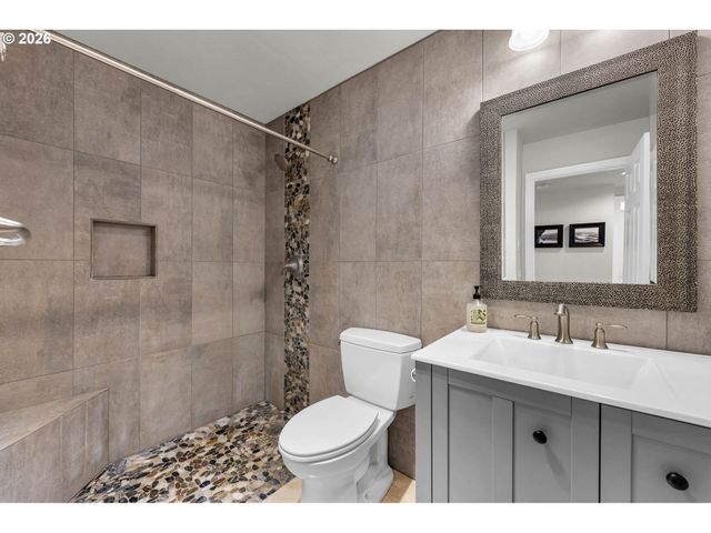2306 Se BAYPOINT Dr U99, Vancouver, WA 98683
