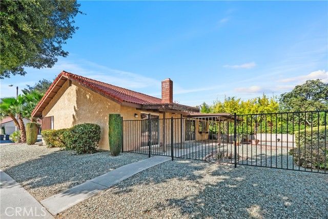 1150 Lemon Gum Lane, Hemet, CA 92545