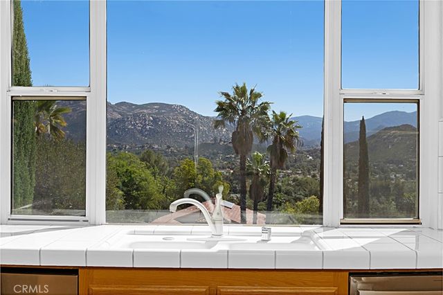 16262 Oak Springs, Ramona, CA 92065