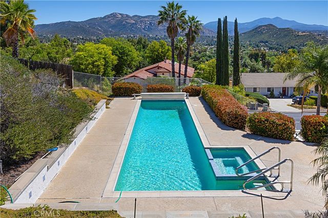 16262 Oak Springs, Ramona, CA 92065