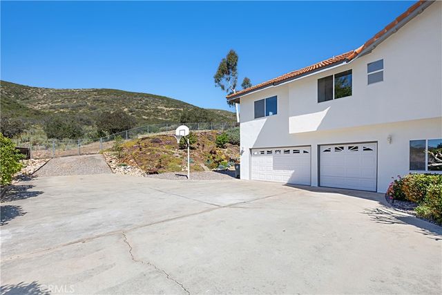 16262 Oak Springs, Ramona, CA 92065