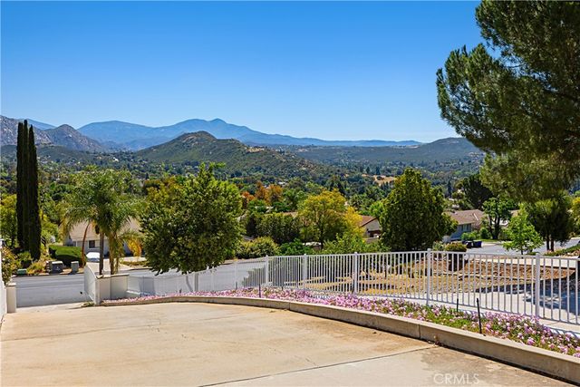 16262 Oak Springs, Ramona, CA 92065