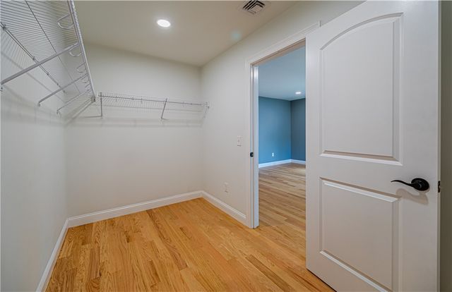 4 Batcheller Avenue, Cranston, RI 02920