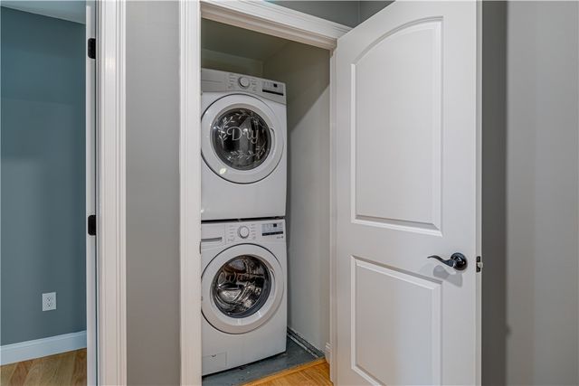 4 Batcheller Avenue, Cranston, RI 02920