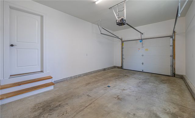 4 Batcheller Avenue, Cranston, RI 02920