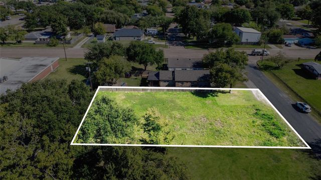 2110 4th Avenue North Avenue N, Texas City, TX 77590