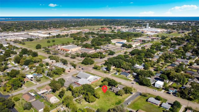 2110 4th Avenue North Avenue N, Texas City, TX 77590