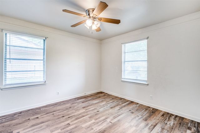 5613 Waltham Avenue, Fort Worth, TX 76133