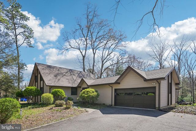 39 OAKWOOD DR, Medford, NJ 08055