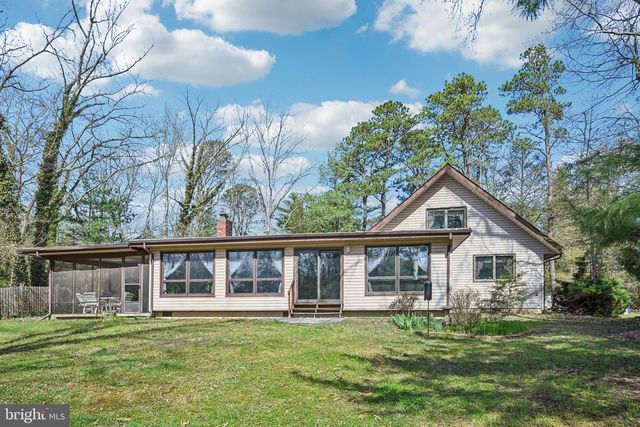 39 OAKWOOD DR, Medford, NJ 08055