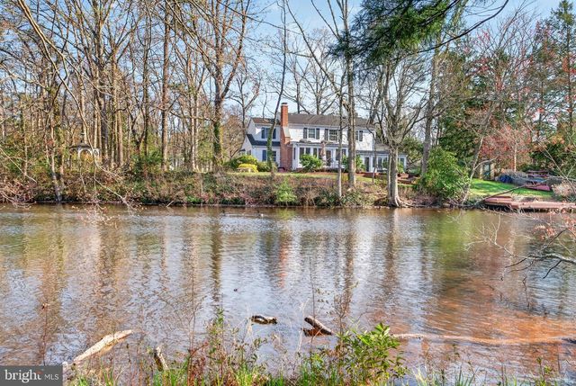 39 OAKWOOD DR, Medford, NJ 08055