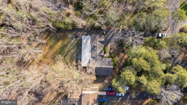 39 OAKWOOD DR, Medford, NJ 08055