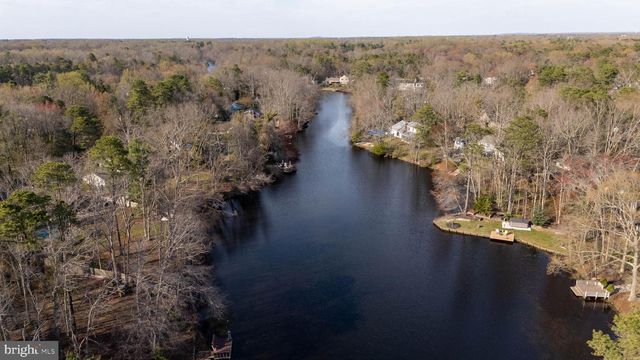 39 OAKWOOD DR, Medford, NJ 08055