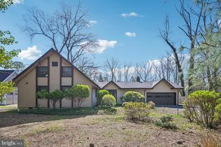 39 OAKWOOD DR, Medford, NJ 08055