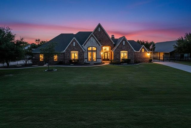 8816 S Water Tower Road, Fort Worth, TX 76179