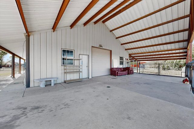 8816 S Water Tower Road, Fort Worth, TX 76179