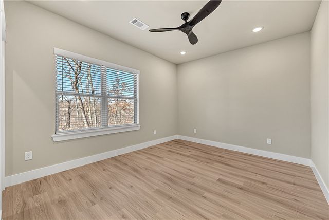 5 Cotherstone Lane, Bella Vista, AR 72715